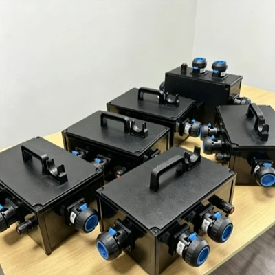 Được chứng nhận ATEX và IECEx— Hộp phân phối điện và đèn pha đã sẵn sàng giao...